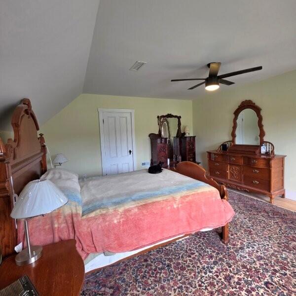 866 Main Street Lincoln, ME 04457 - Photo 27 of 69 2nd Floor, Primary Bedroom