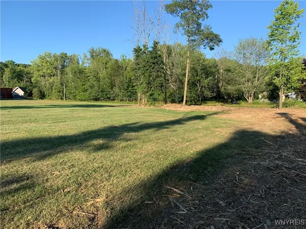 $31,500 | 276 Eastwood Avenue, Evans, NY 14006