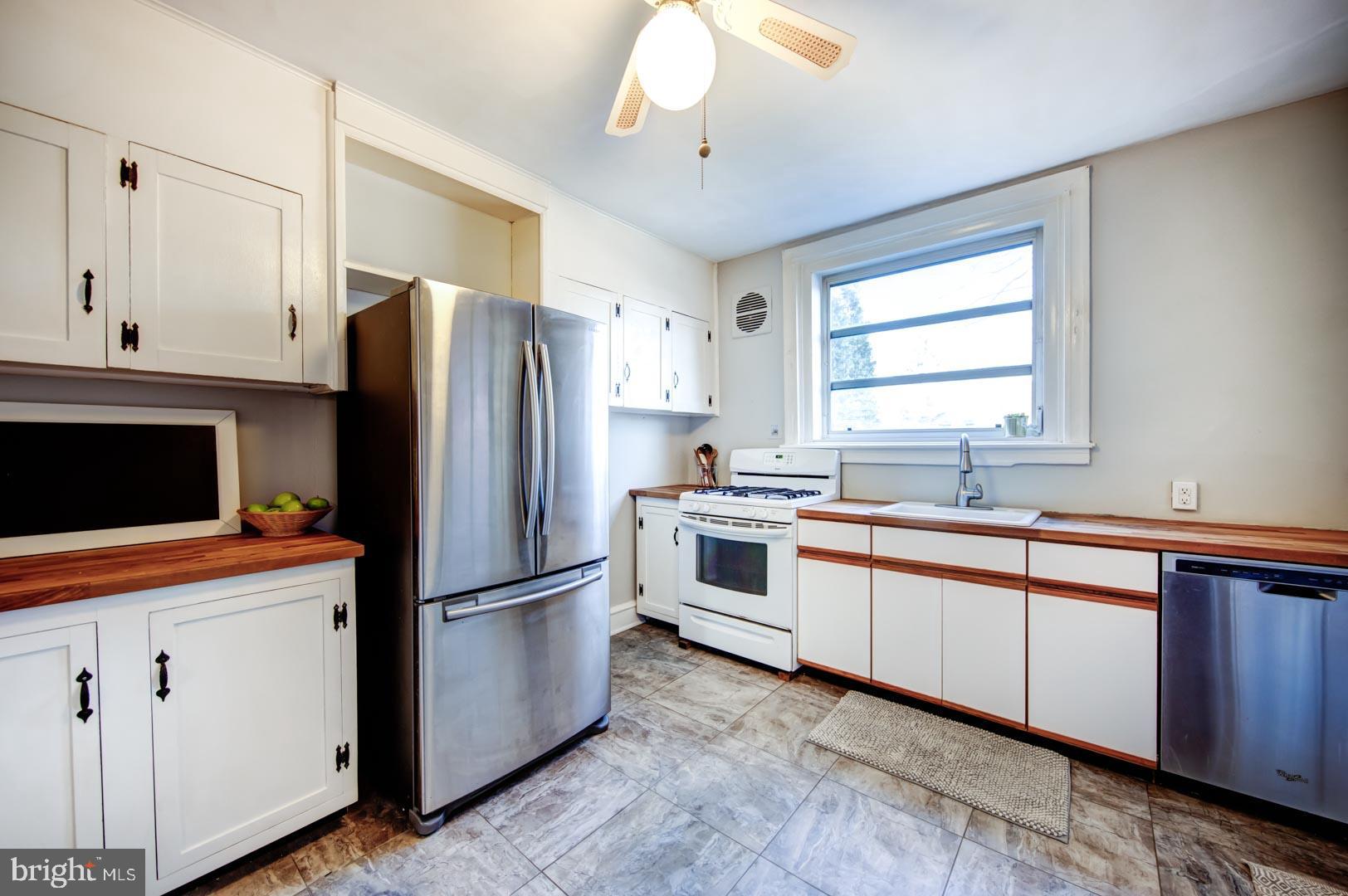 28 Roumfort Road Philadelphia, PA 19119 - Photo 13 of 31 Gallery Image 13