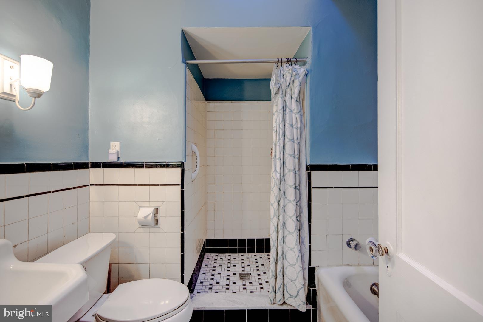 28 Roumfort Road Philadelphia, PA 19119 - Photo 21 of 31 Gallery Image 21