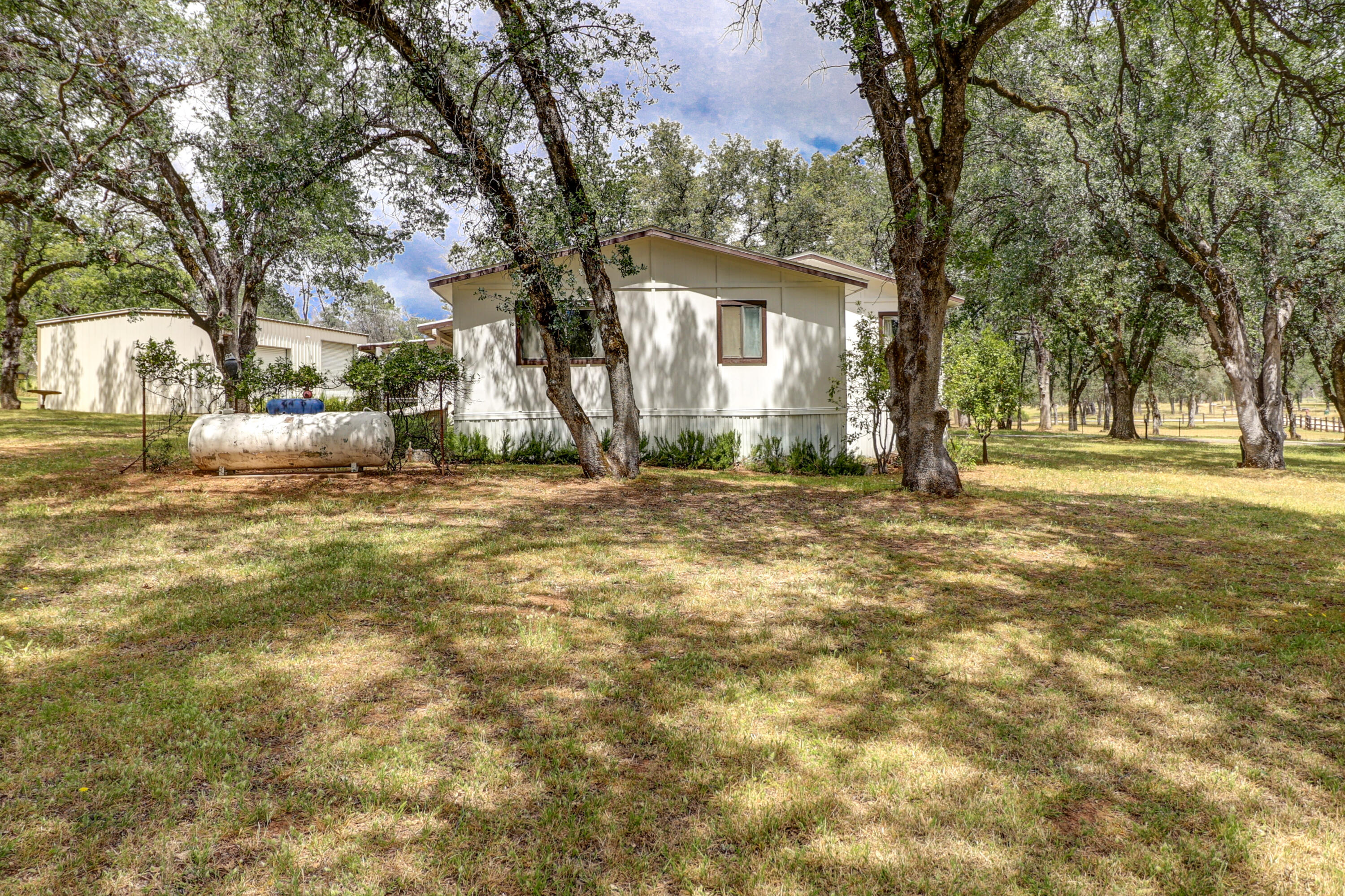 13596 Quarry View Road Redding, CA 96003 - Photo 50 of 57 53-IMG_0520_1_2_3_4