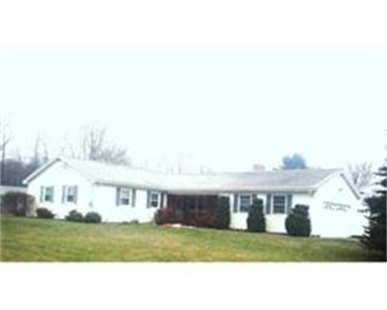 27 Carpenter Road Dudley, MA 01571 - Photo 1 of 9 Gallery Image 1