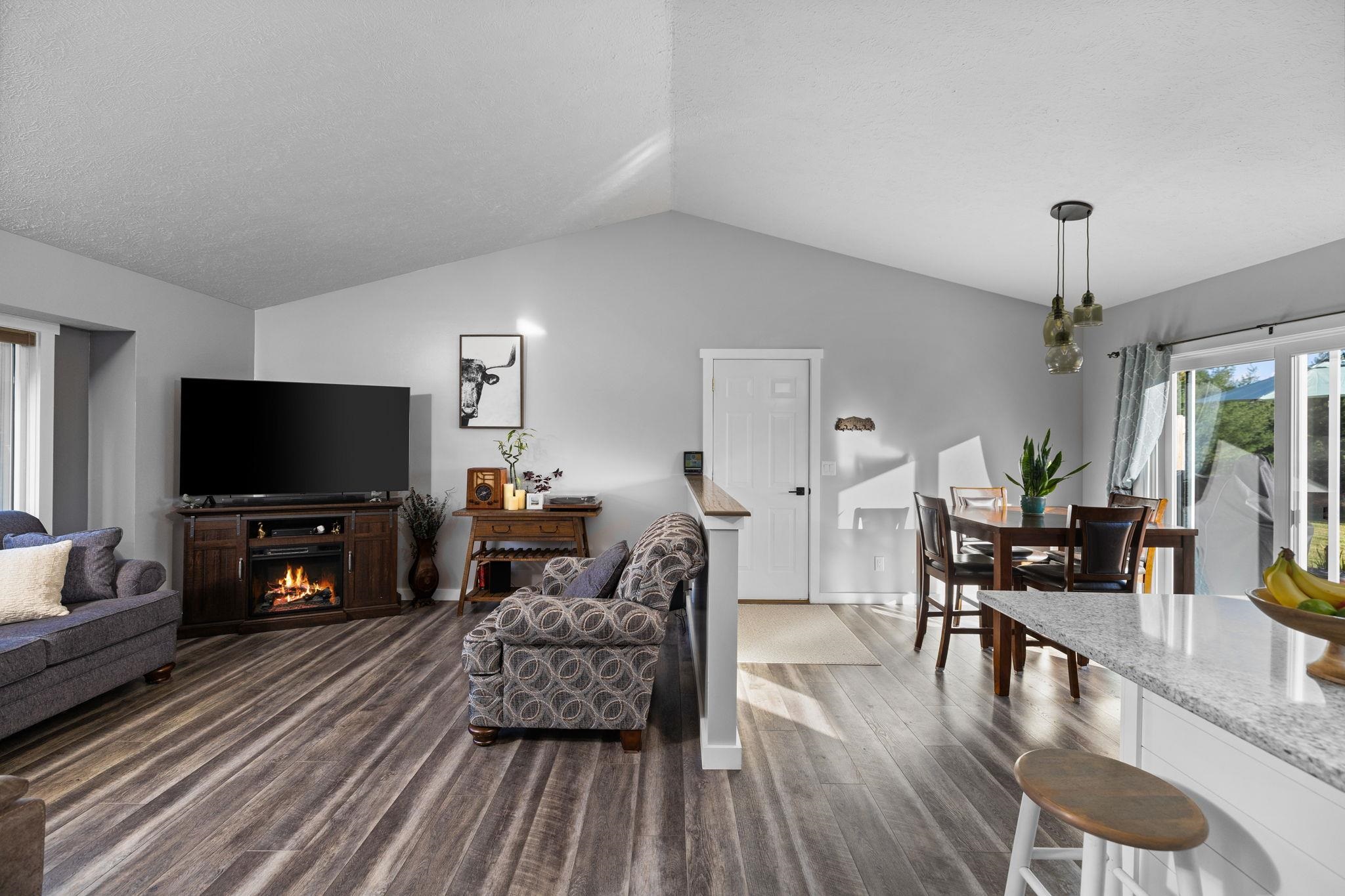 10791 Cedar Run Road Traverse City, MI 49685 - Photo 9 of 50 1940567-6258e9b4-17af-492f-8dc7-79ffb69d3412.JPG