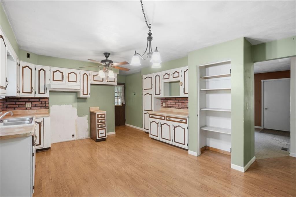 256 Ridge Road Zelienople, PA 16063 - Photo 16 of 46 Gallery Image 16