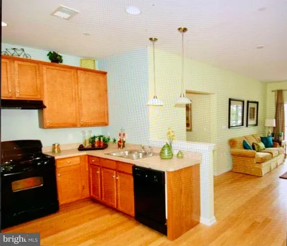 $2,725 | 102 Star Drive, Eastampton, NJ 08060