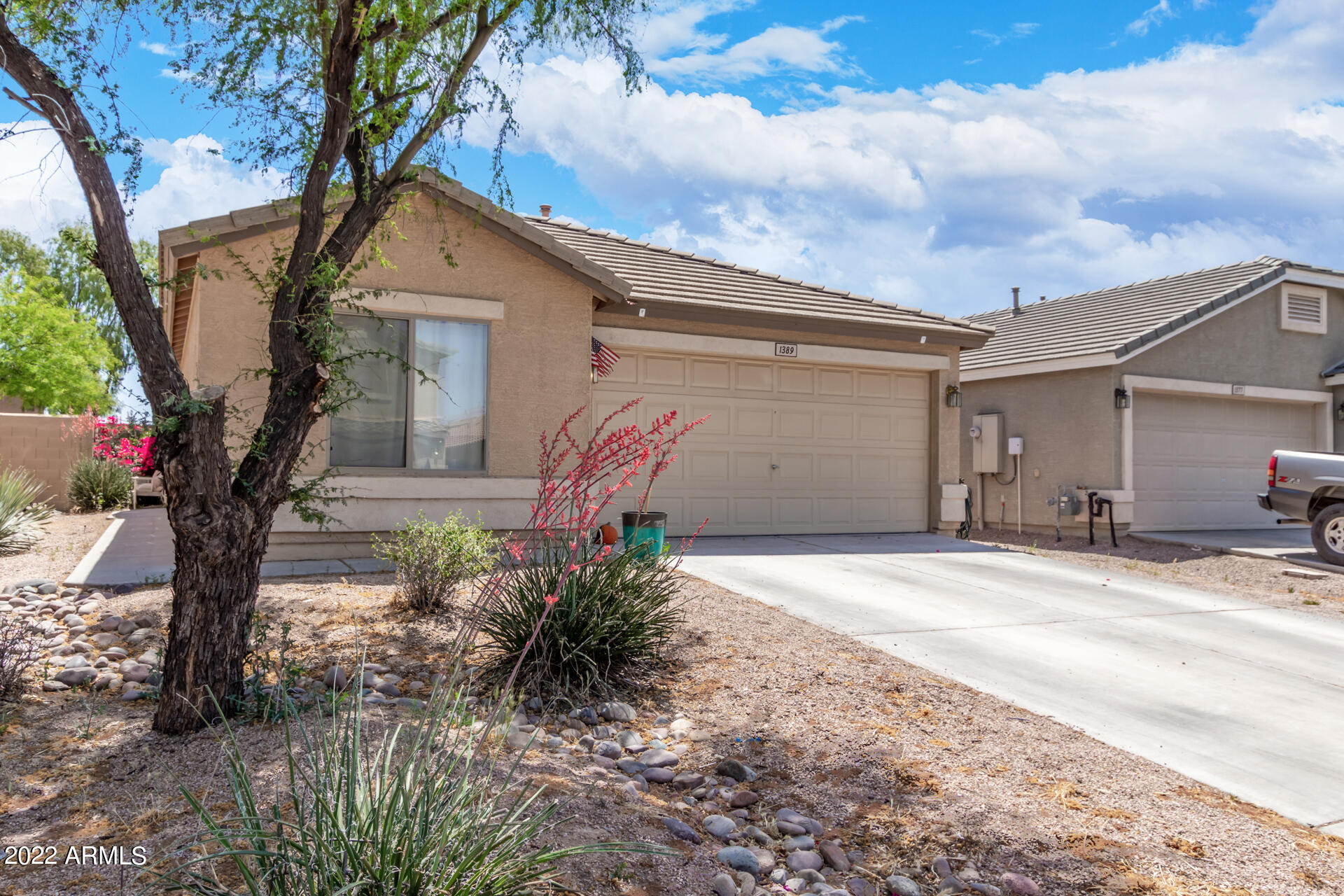 1389 East Pryor Road San Tan Valley, AZ 85140 - Photo 2 of 18 02 Pryor 1389