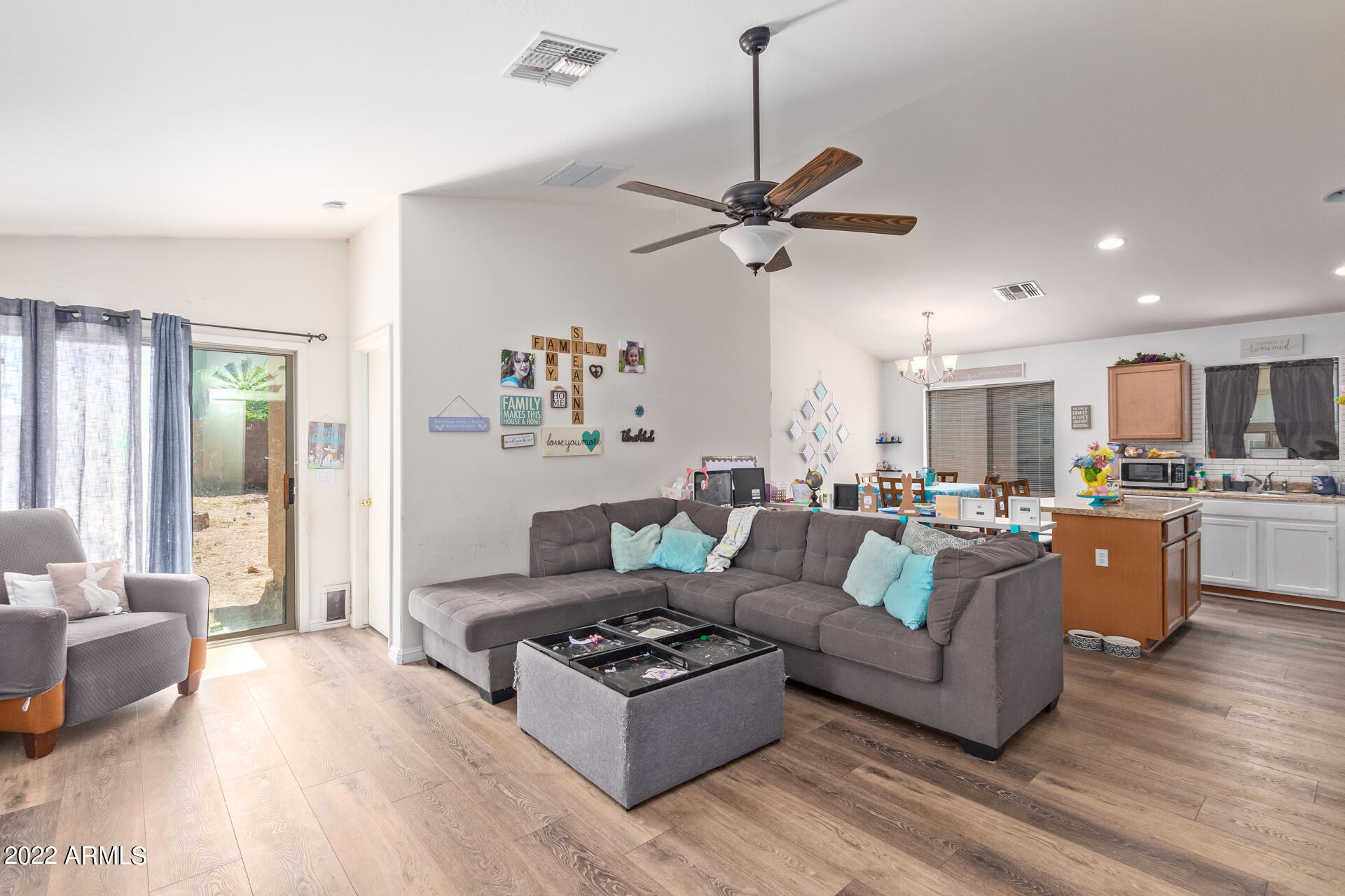 1389 East Pryor Road San Tan Valley, AZ 85140 - Photo 4 of 18 08 Pryor 1389