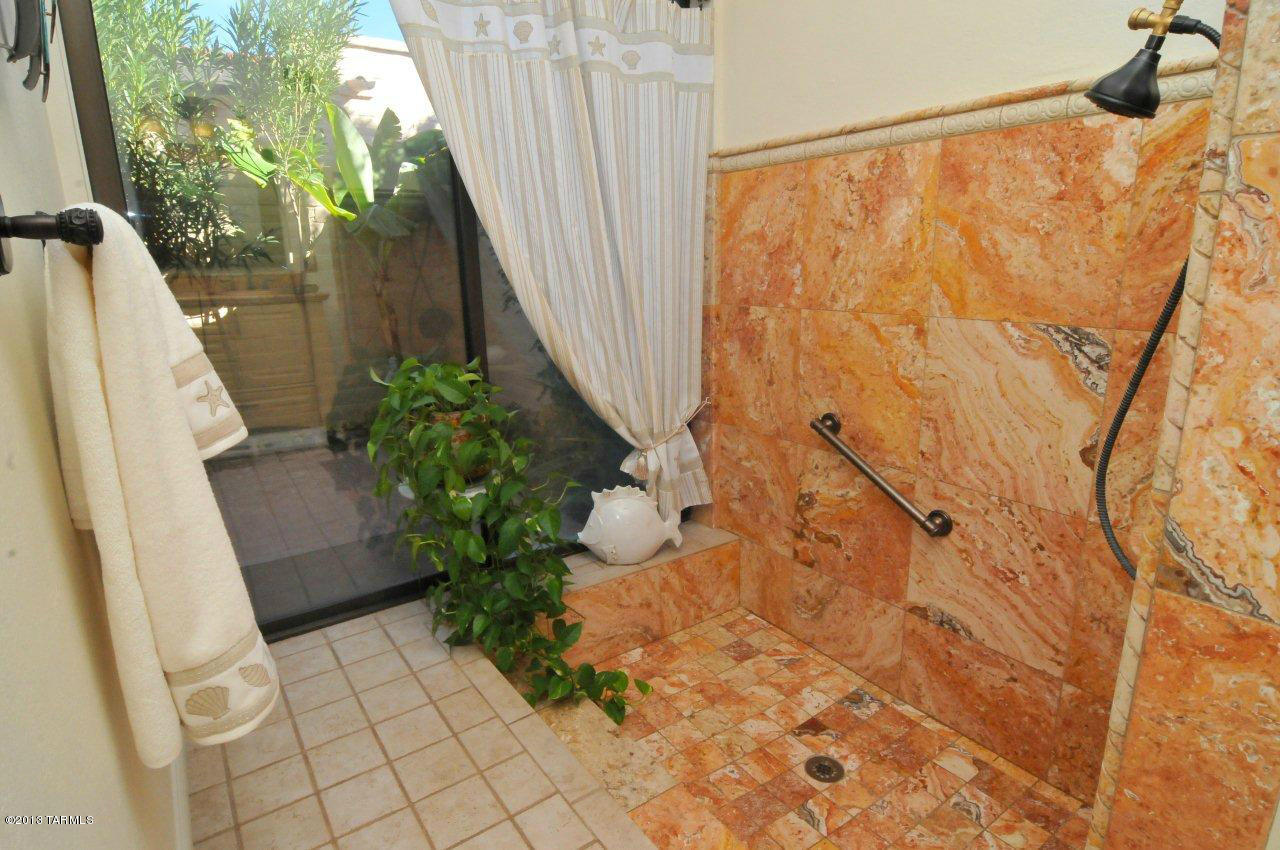 3680 North River Canyon Road Tucson, AZ 85750 - Photo 9 of 16