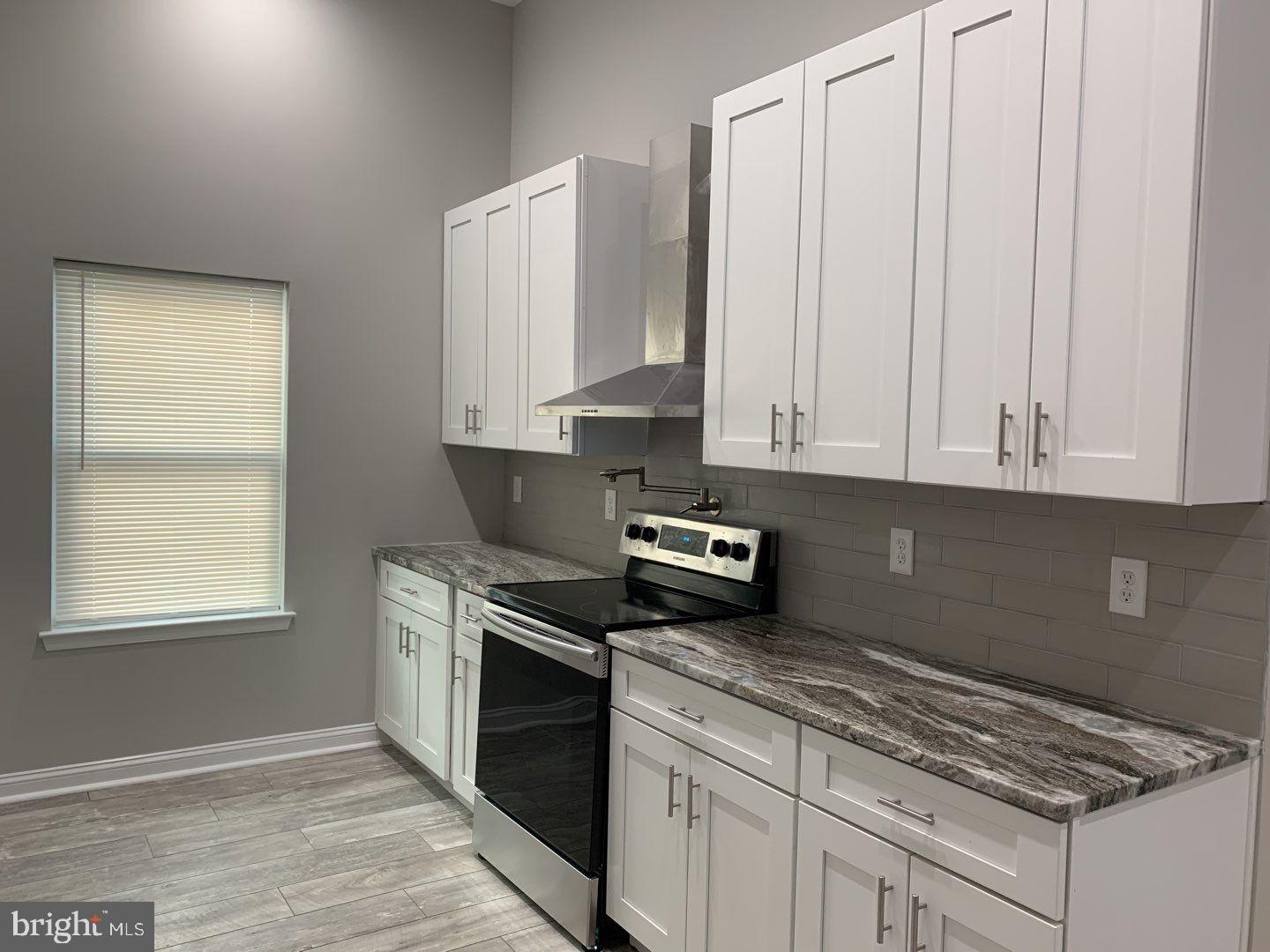 704 Earl Road Lindenwold, NJ 08021 - Photo 4 of 21