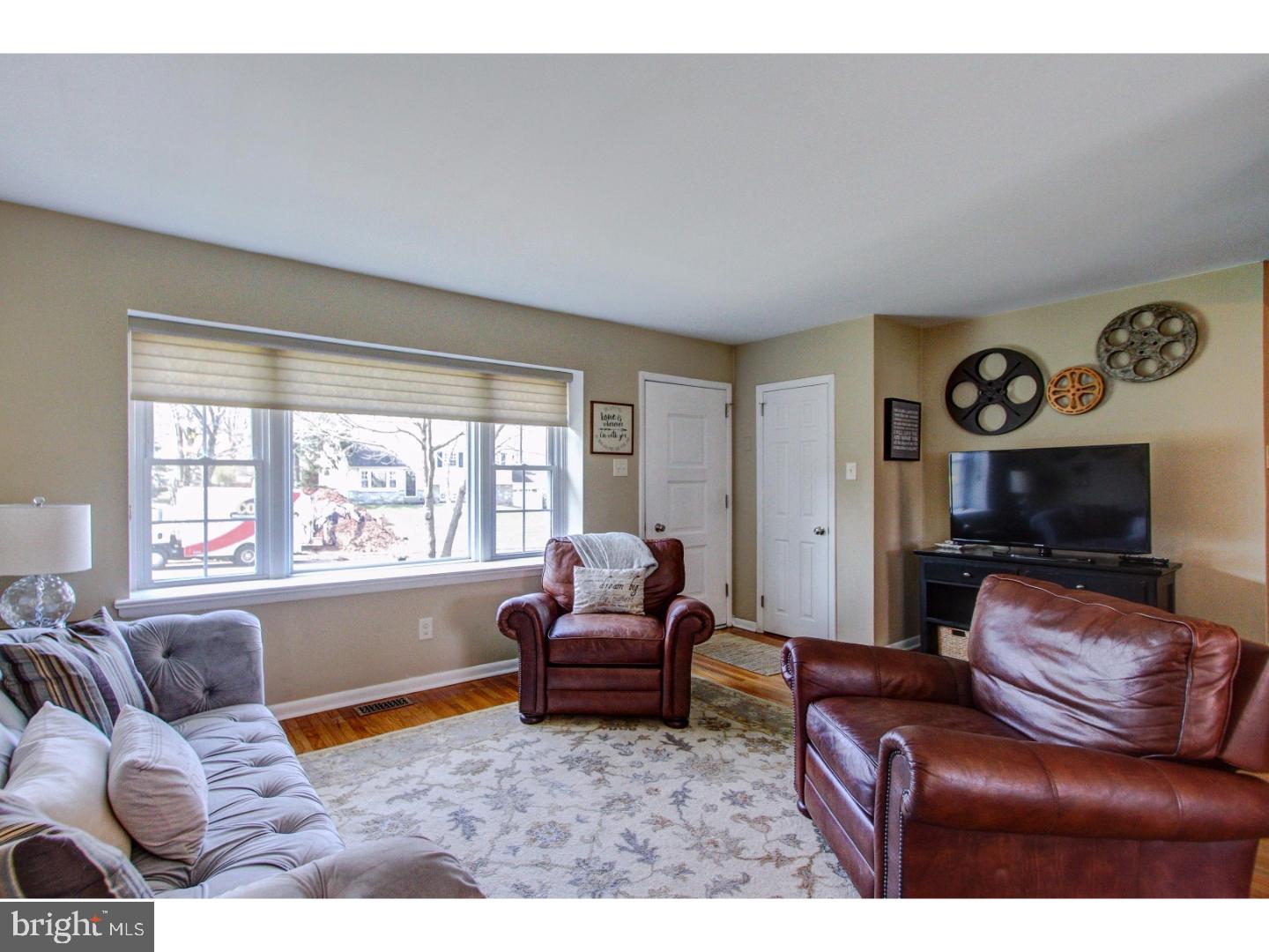 117 Devon Road Chalfont, PA 18914 - Photo 3 of 22 Gallery Image 3