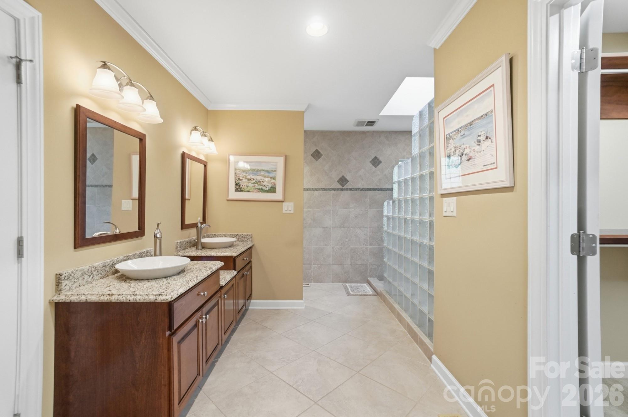 29 Sunrise Point Road Lake Wylie, SC 29710 - Photo 18 of 45 Gallery Image 18