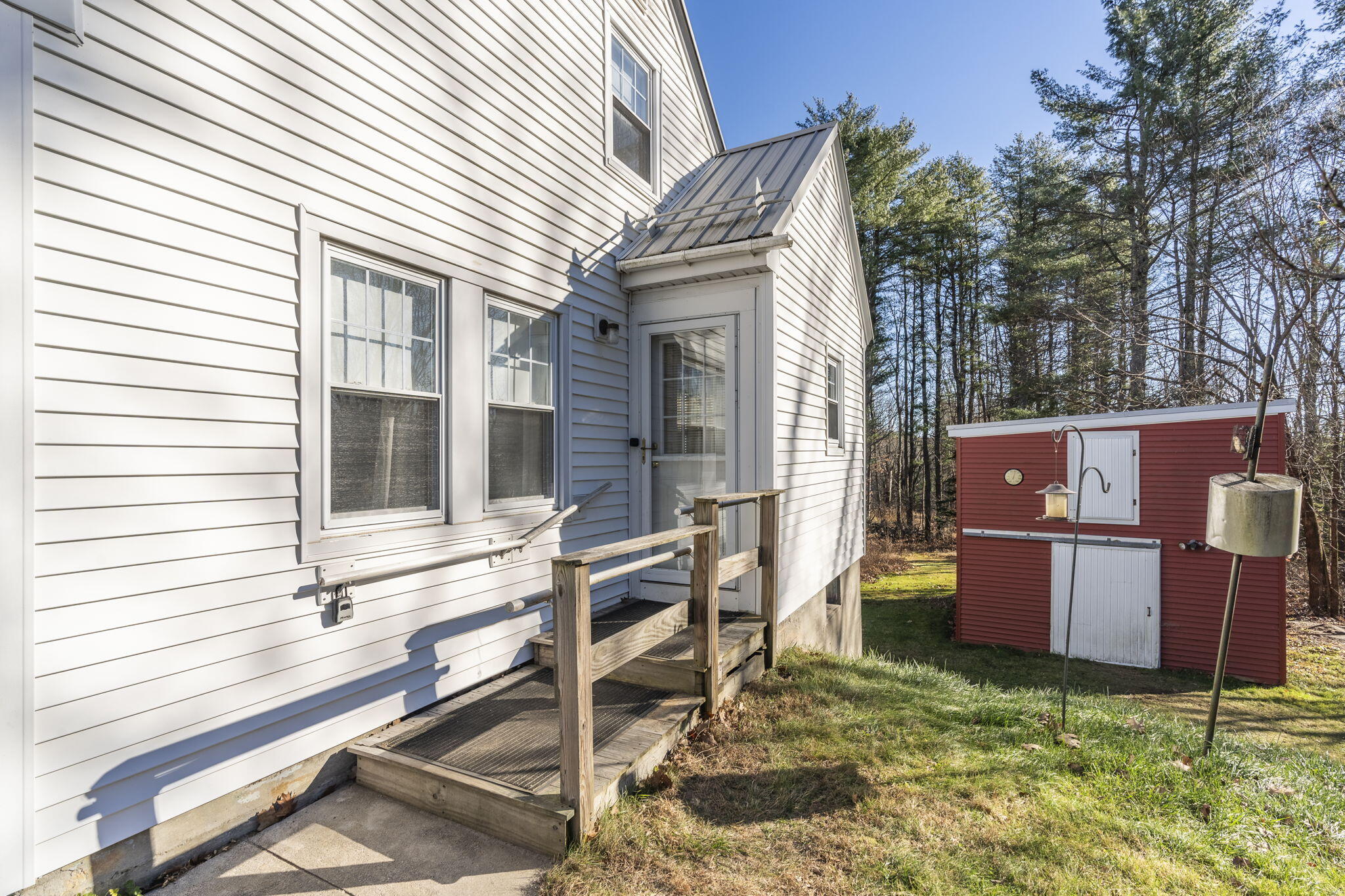 323 Middle Road Falmouth, ME 04105 - Photo 6 of 37 6-web-or-mls-323Middle-1