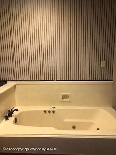 3316 Kingston Road Amarillo, TX 79106 - Photo 12 of 22 master bathroom