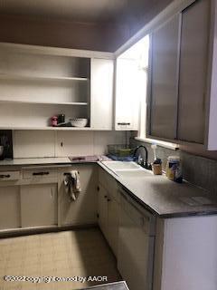 3316 Kingston Road Amarillo, TX 79106 - Photo 5 of 22 kitchen