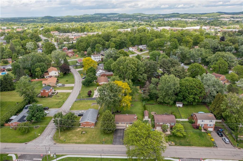 25 Rolling Road Cranberry Township, PA 16066 - Photo 28 of 35