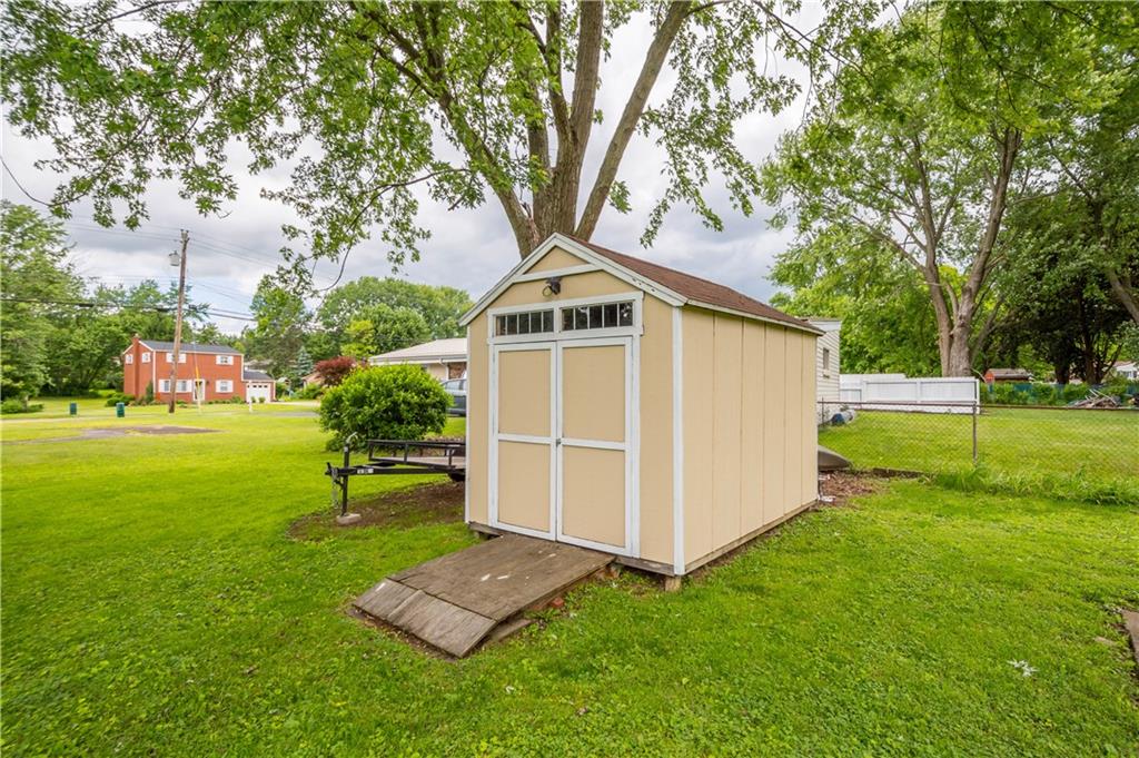 25 Rolling Road Cranberry Township, PA 16066 - Photo 29 of 35