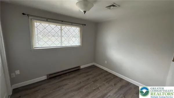 $2,000 | 2011 Richmond Road, Easton, PA 18040