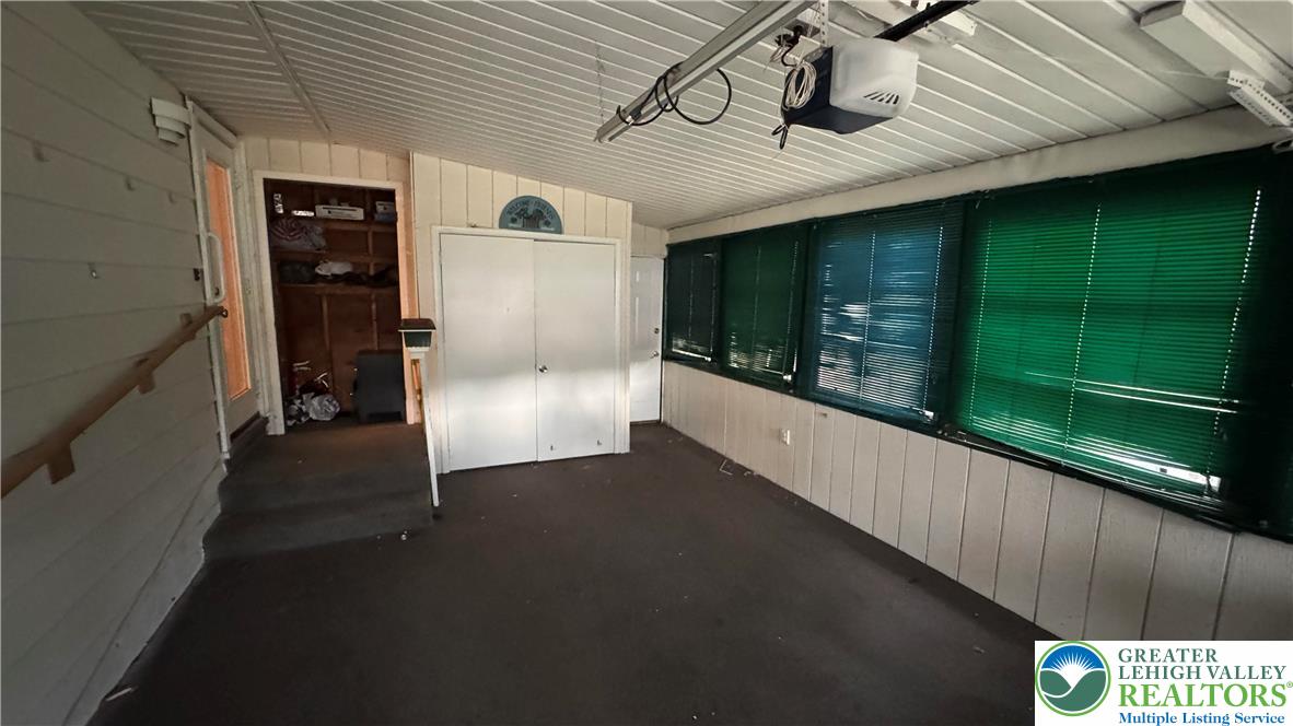 2011 Richmond Road Easton, PA 18040 - Photo 19 of 20 Garage