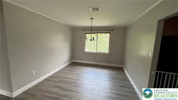 $2,000 | 2011 Richmond Road, Easton, PA 18040