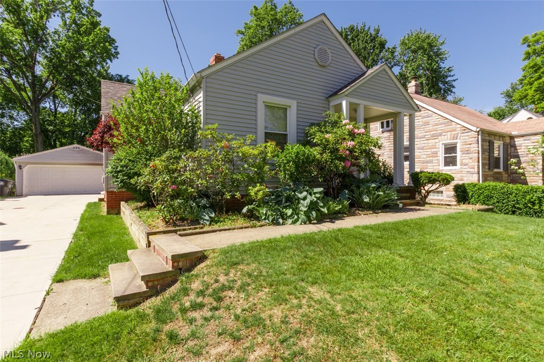 5124 Edenhurst Road Cleveland, OH 44124 - Photo 1 of 1