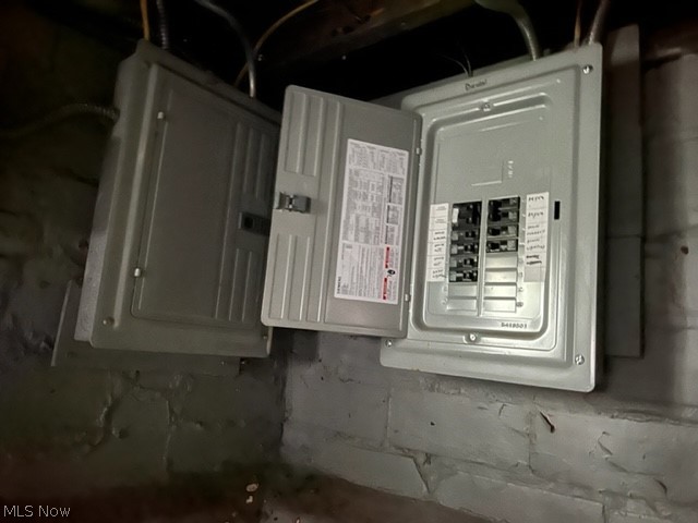 524 East 147th Street Cleveland, OH 44110 - Photo 22 of 22