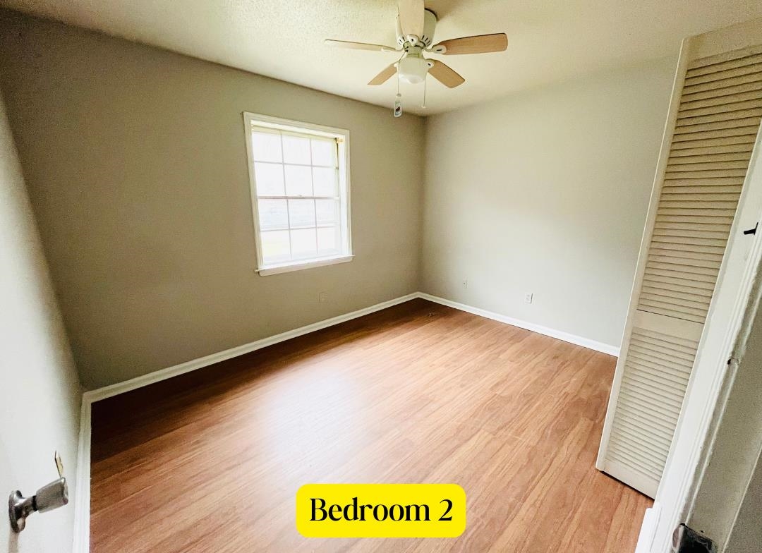 5057 Gull Road Memphis, TN 38109 - Photo 2 of 10