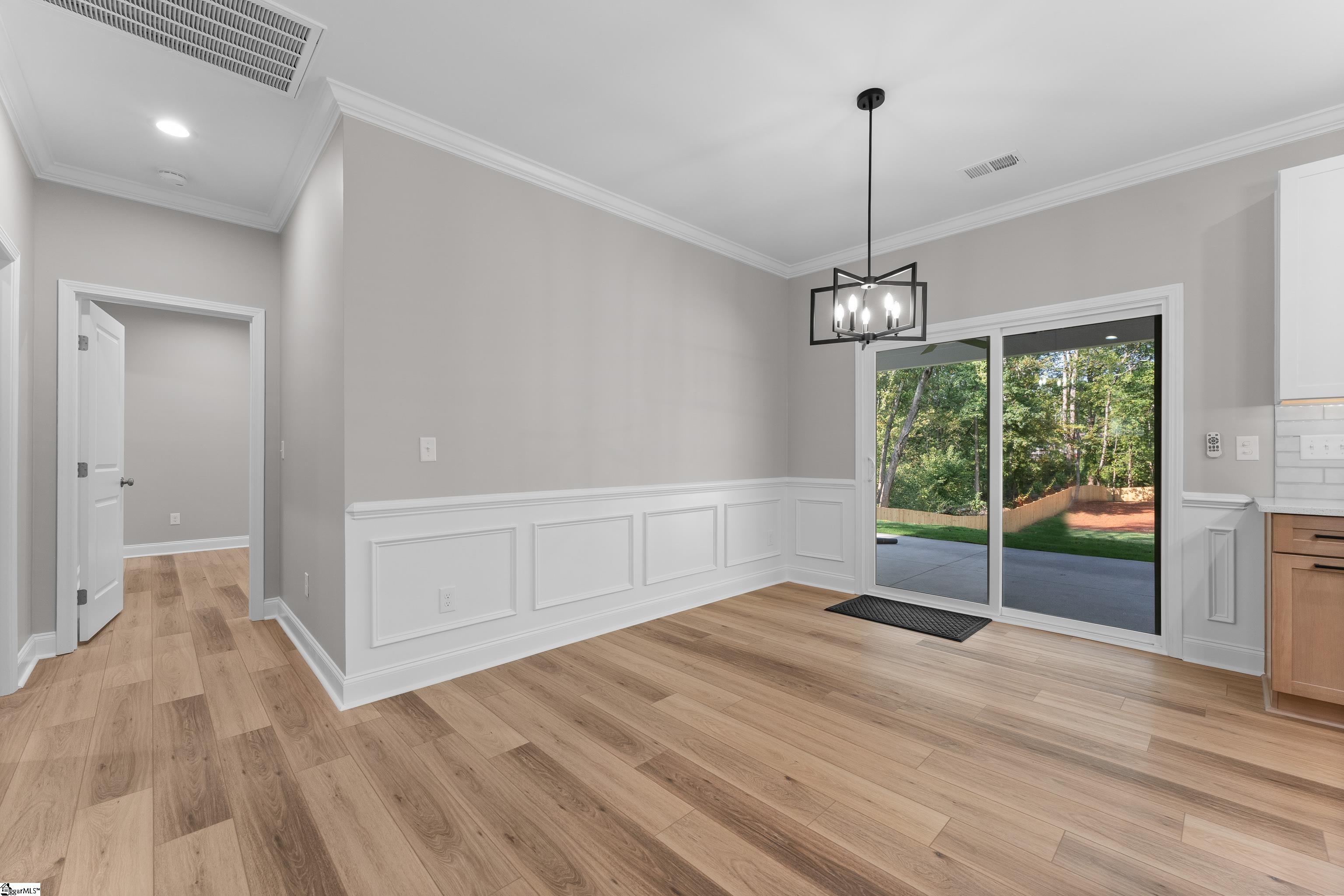 122 Stephenson Street Taylors, SC 29687 - Photo 18 of 37