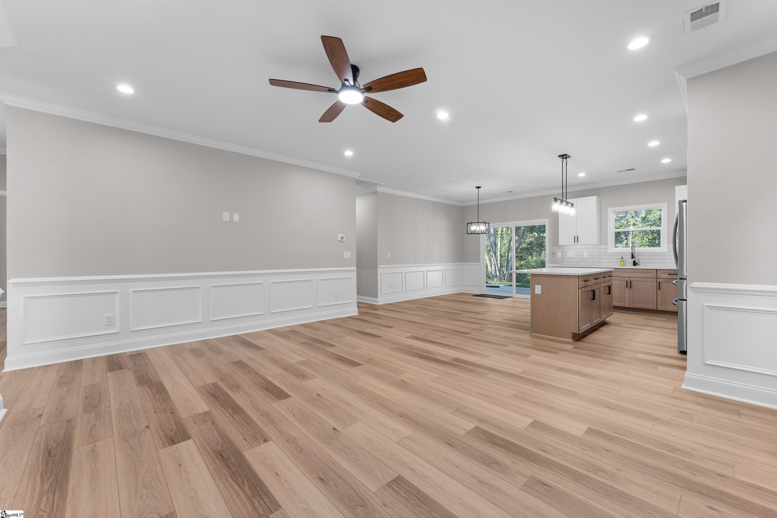 122 Stephenson Street Taylors, SC 29687 - Photo 34 of 37