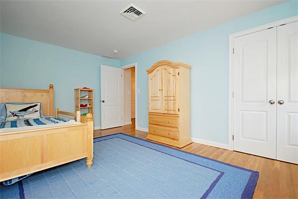 35 Sanderson Road Lexington, MA 02420 - Photo 18 of 30 Gallery Image 18