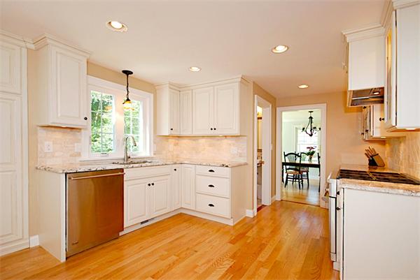 35 Sanderson Road Lexington, MA 02420 - Photo 9 of 30 Gallery Image 9