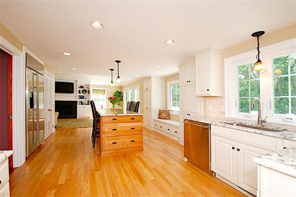 35 Sanderson Road Lexington, MA 02420 - Photo 10 of 30 Gallery Image 10