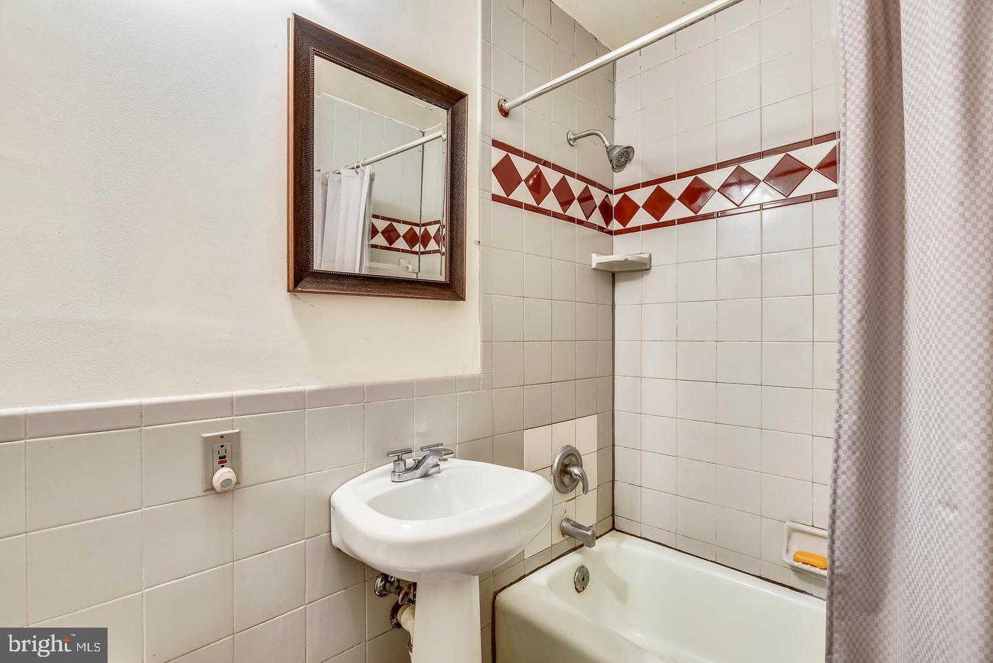2273 Coppersmith Square Reston, VA 20191 - Photo 13 of 19