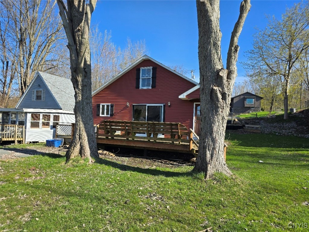 594 Wapoos Path Elbridge, NY 13080 - Photo 2 of 50