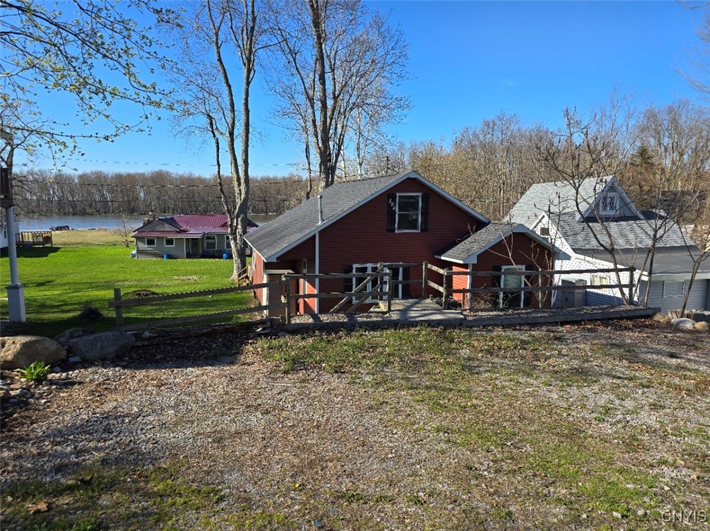 594 Wapoos Path Elbridge, NY 13080 - Photo 4 of 50