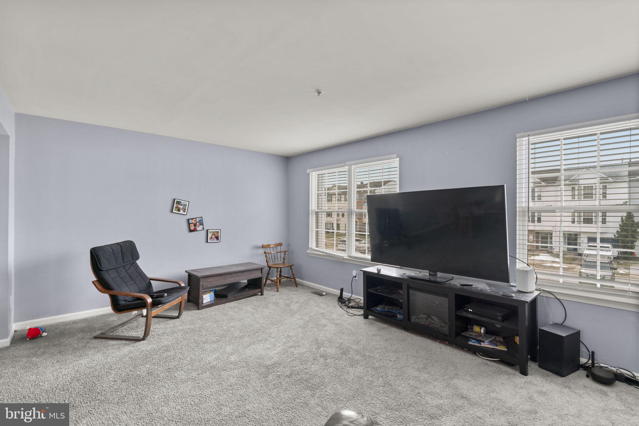 4008 Cutty Sark Road Middle River, MD 21220 - Photo 4 of 32