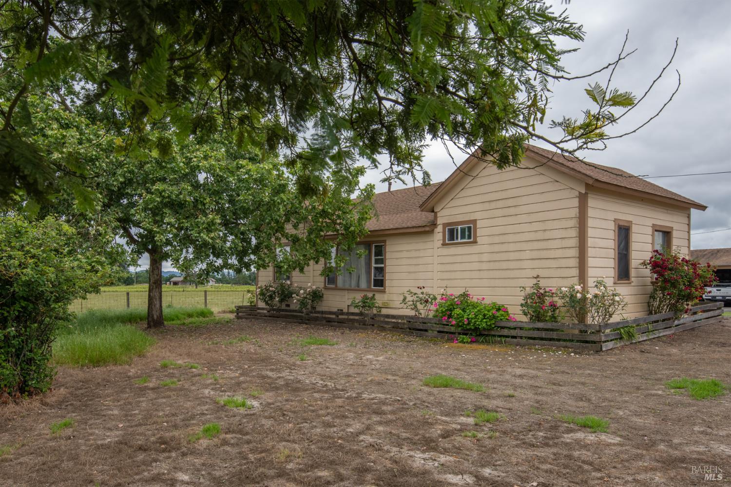 5820 Hall Road Santa Rosa, CA 95401 - Photo 7 of 53