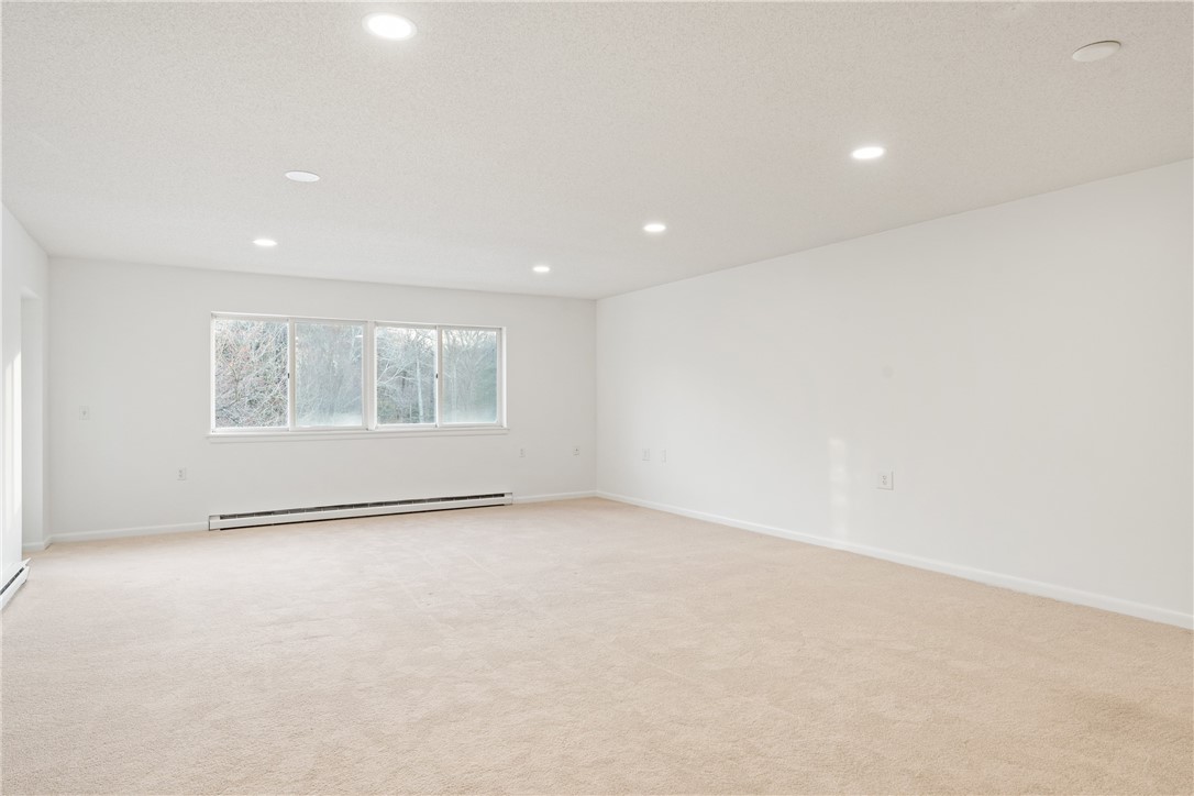30 Argyle Avenue, Unit 112 Riverside, RI 02915 - Photo 8 of 35 Gallery Image 8