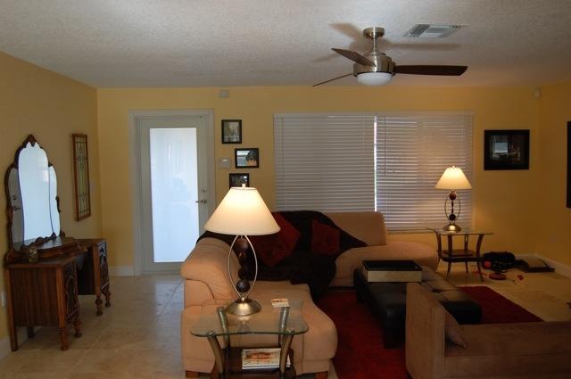 3376 Northwest 25th Terrace Boca Raton, FL 33434 - Photo 2 of 24 Entry