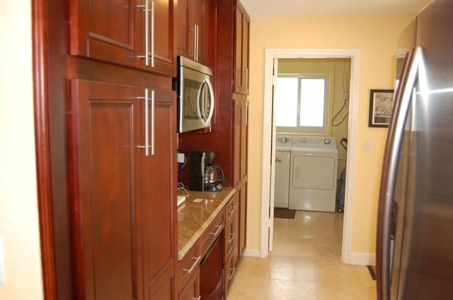 3376 Northwest 25th Terrace Boca Raton, FL 33434 - Photo 7 of 24 Kitchen