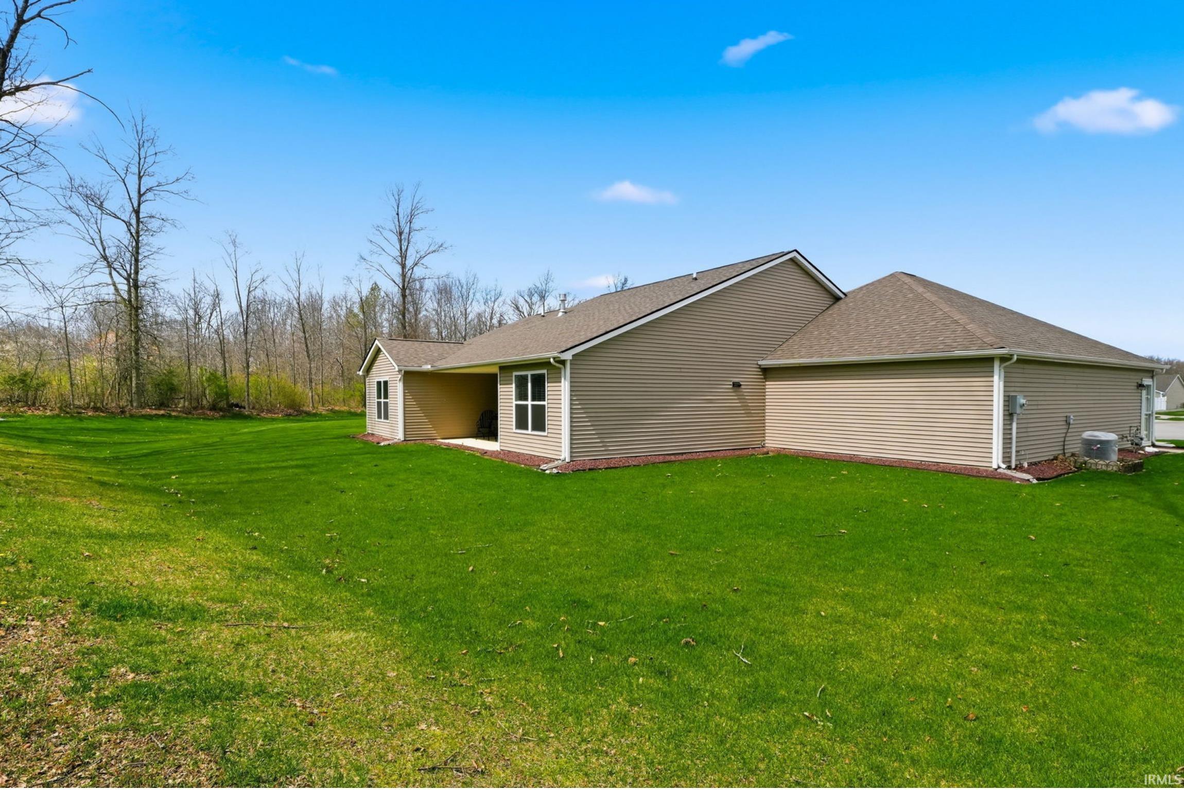 1804 Cymbeline Court Fort Wayne, IN 46818 - Photo 2 of 35