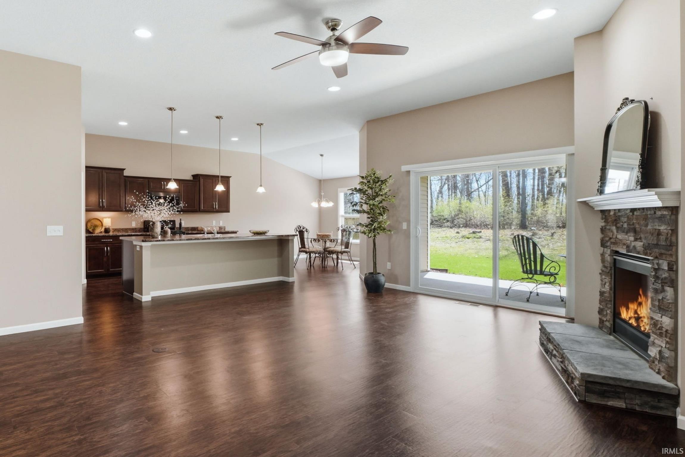 1804 Cymbeline Court Fort Wayne, IN 46818 - Photo 4 of 35