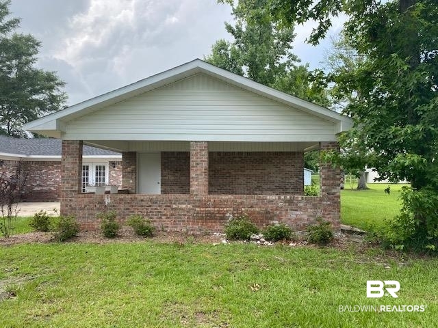 211 14th Avenue Atmore, AL 36502 - Photo 26 of 32 Side Yard
