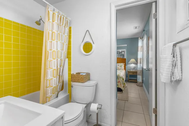 $899,000 | 431 5th Street, Key Colony Beach, FL 33051