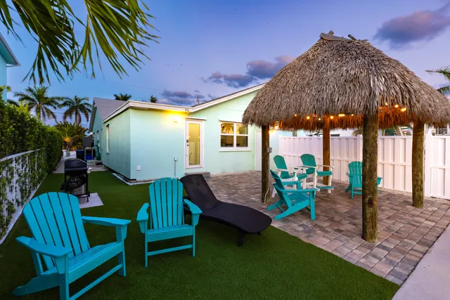 $899,000 | 431 5th Street, Key Colony Beach, FL 33051