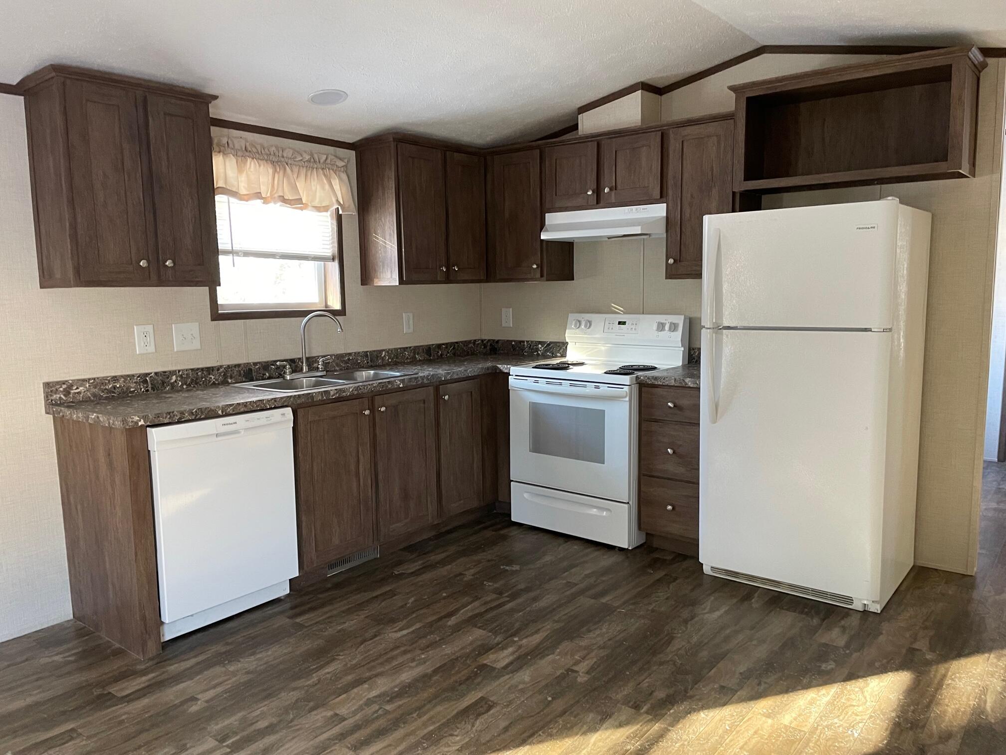 9 Wood Road Searsport, ME 04974 - Photo 3 of 18 IMG_9988