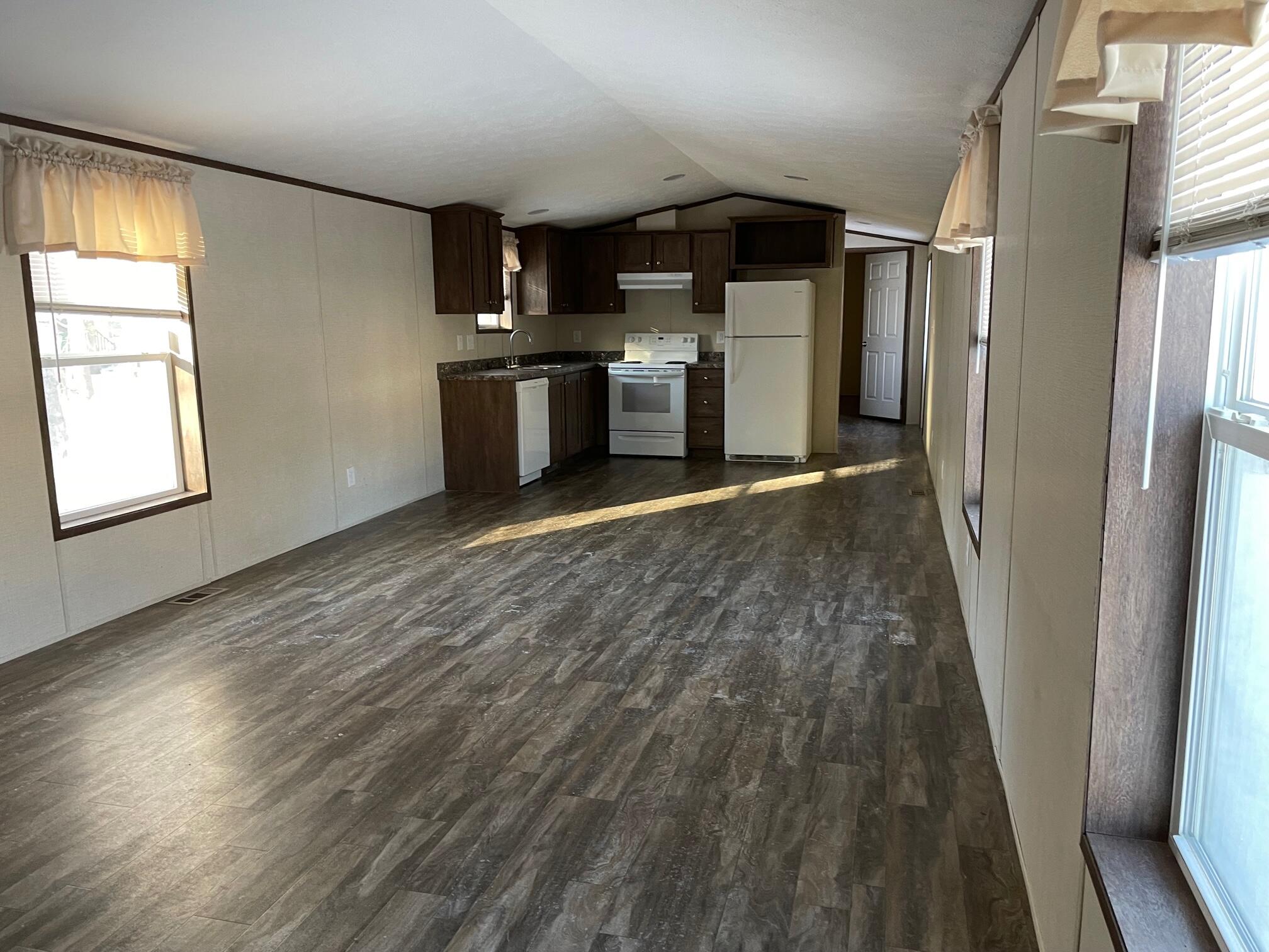 9 Wood Road Searsport, ME 04974 - Photo 4 of 18 IMG_9987