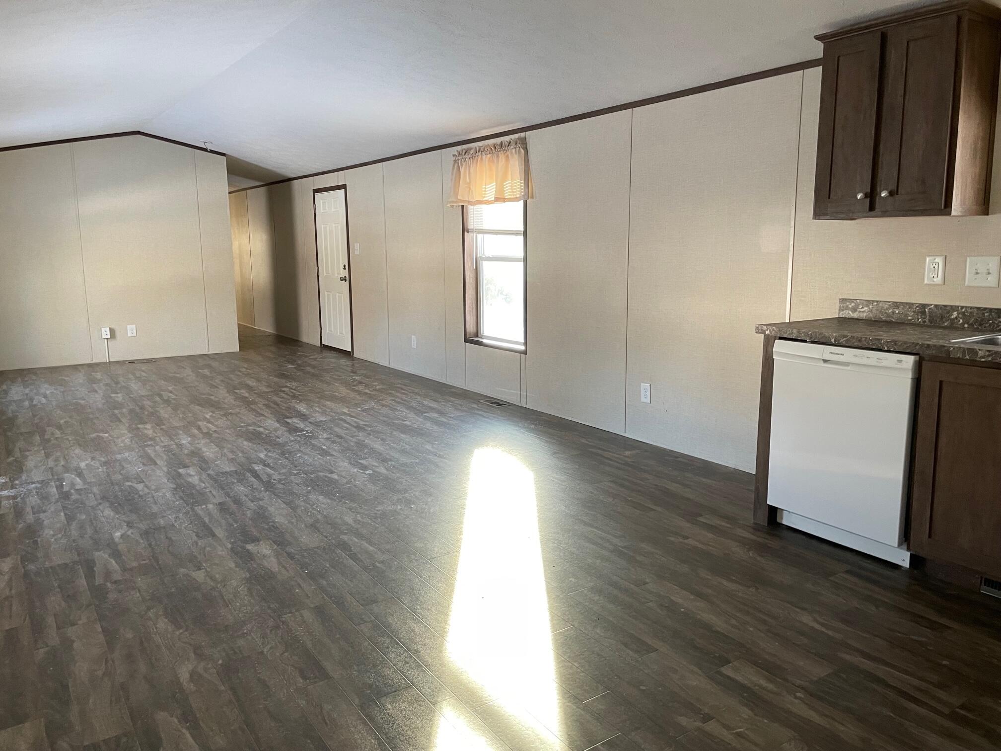 9 Wood Road Searsport, ME 04974 - Photo 5 of 18 IMG_9997