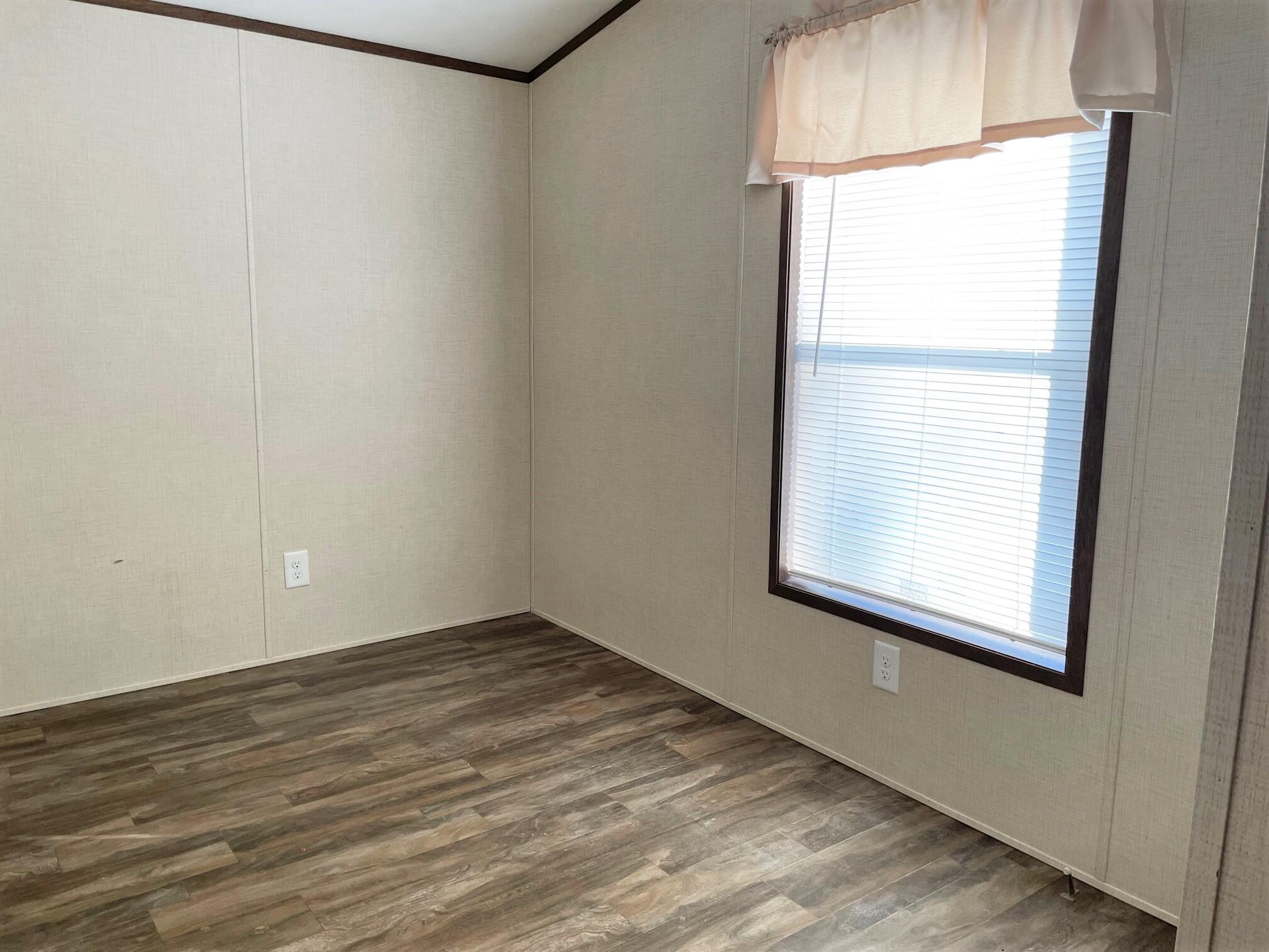 9 Wood Road Searsport, ME 04974 - Photo 10 of 18 IMG_0004