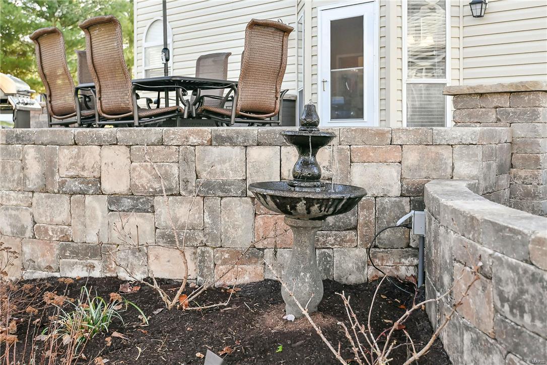 1277 Arbor Bluff Circle Ballwin, MO 63021 - Photo 17 of 46