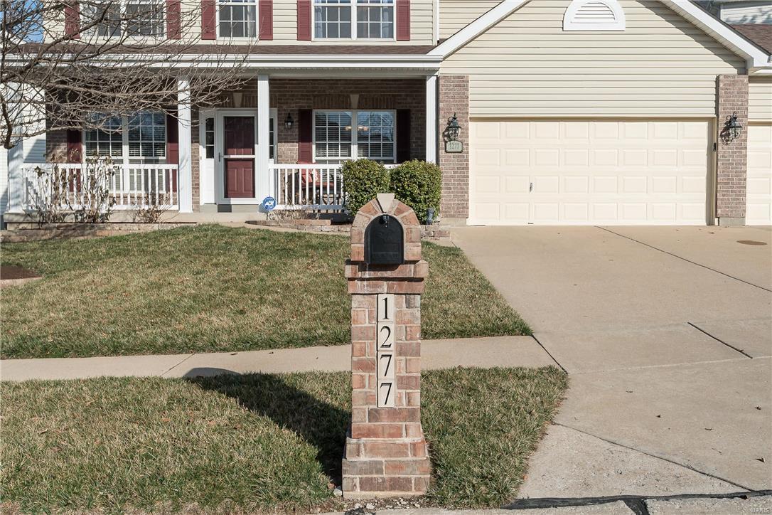 1277 Arbor Bluff Circle Ballwin, MO 63021 - Photo 2 of 46